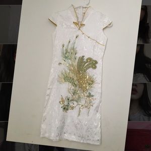 Traditional Chinese QiPao Dress